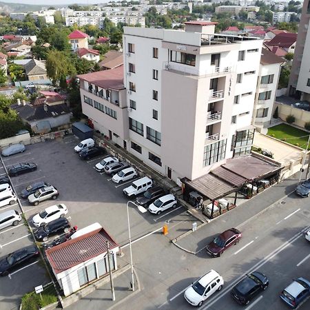 Hotel City Tulcea Exterior photo
