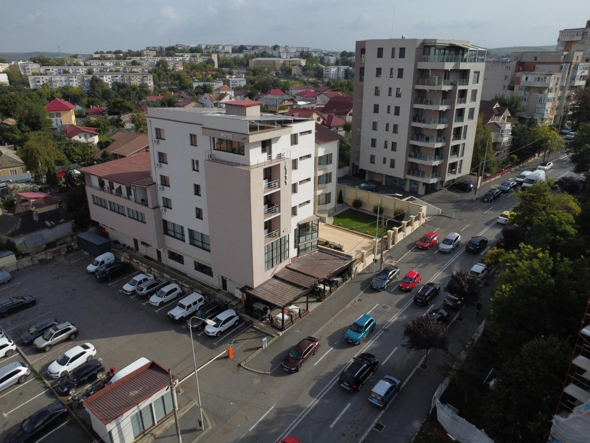 Hotel City Tulcea Exterior photo